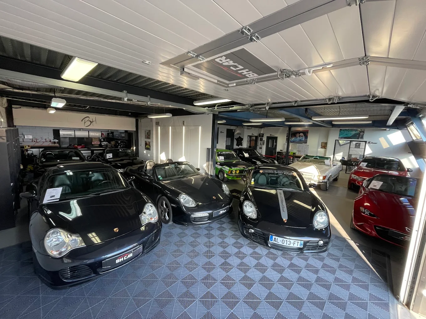 BH Car CHATEAU GAILLARD 01 Dépôt vente